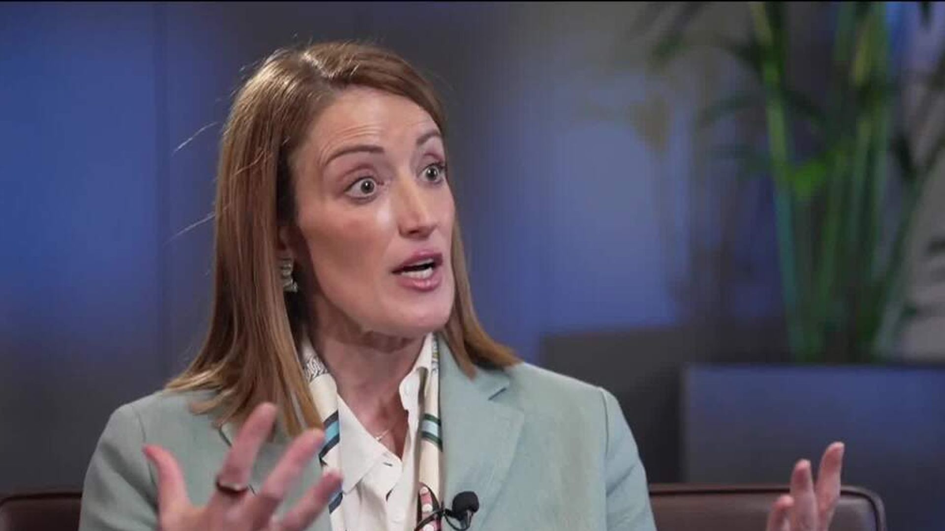 'Unacceptable' that European countries still fund Russia's war