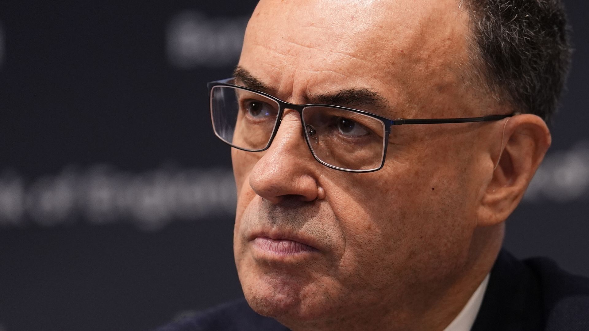 Bank of England says it expects inflation has peaked as it holds interest rate