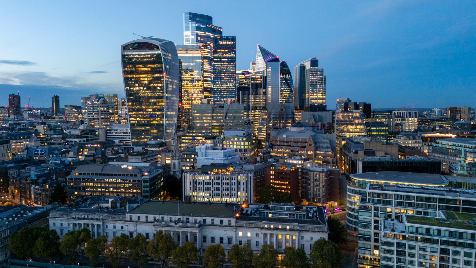 Premier Miton picks veteran banker Williams as next chair