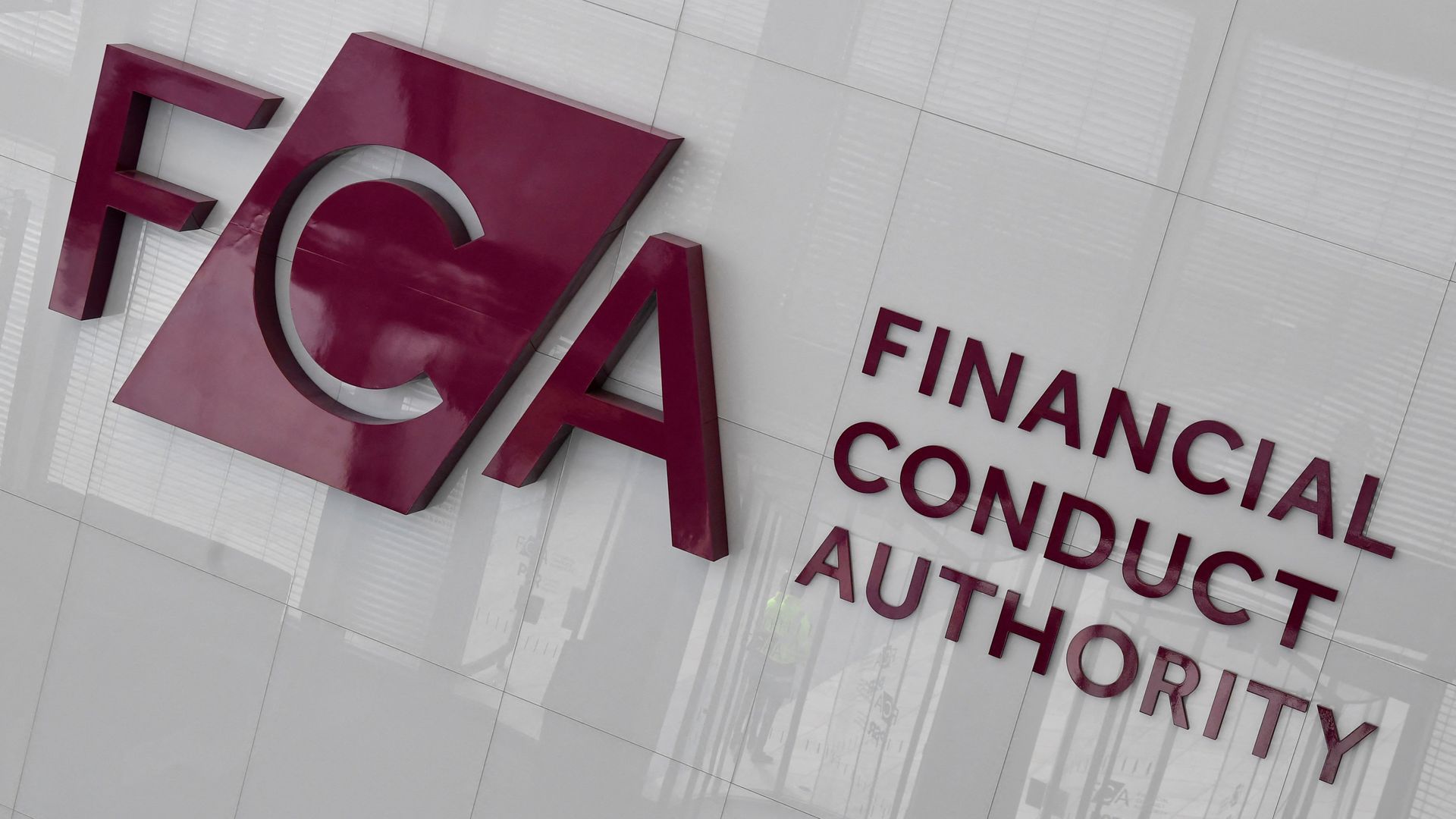 FCA consumer chief Mills to leave City watchdog