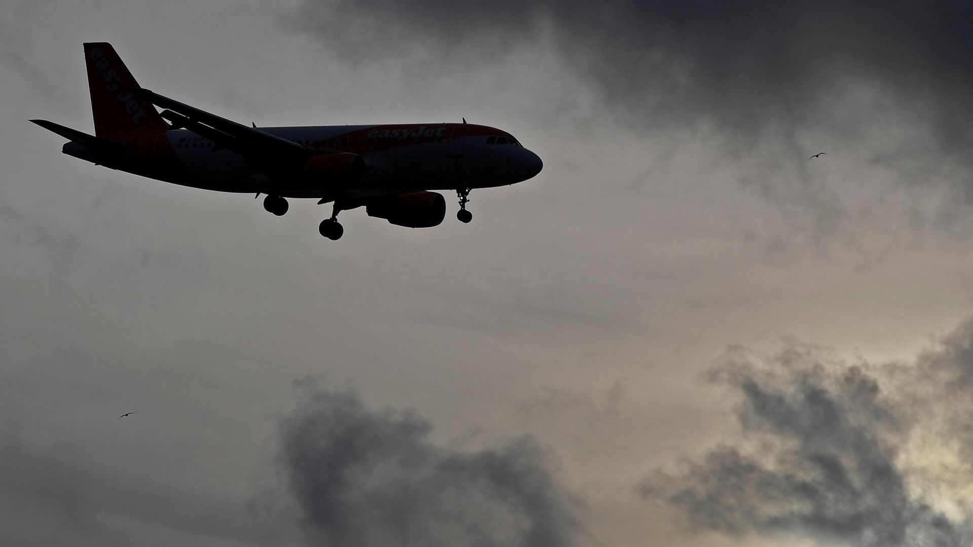 'Staggering' 20-year fall in domestic UK flights - here's why