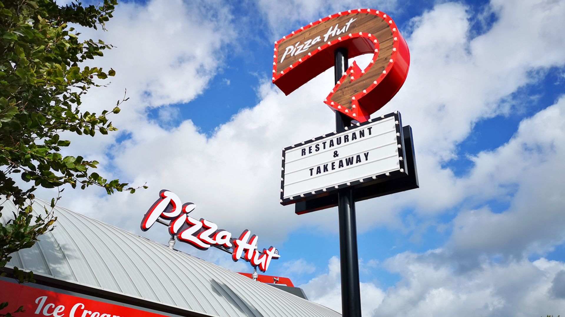 Pizza Hut to shut 68 restaurants in the UK