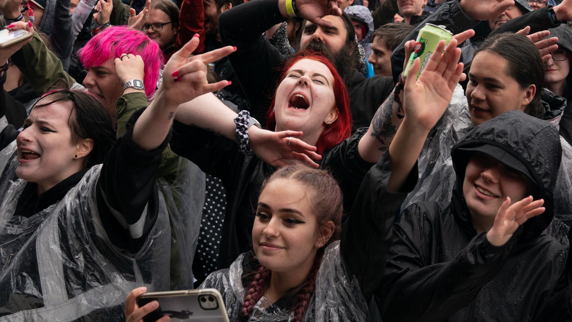 '999' mosh pit warning issued by police before festival