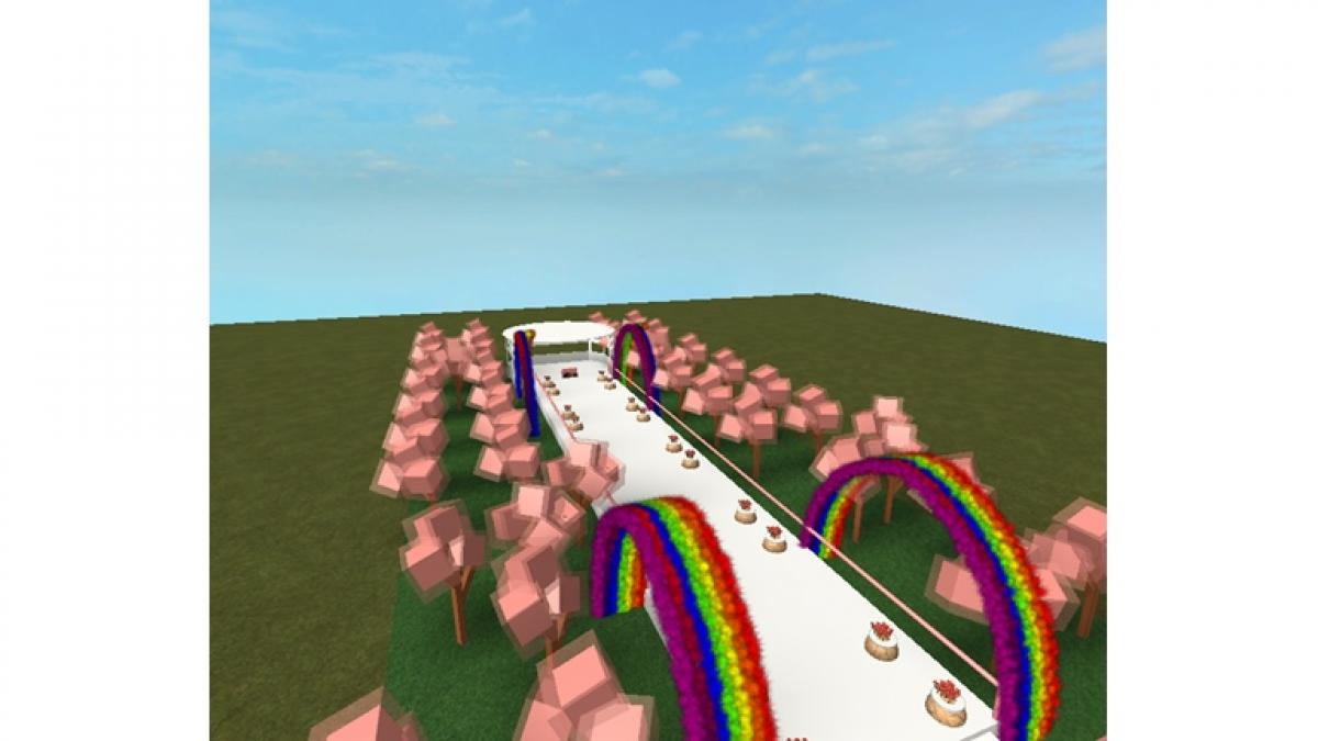 Couple gets Married on ROBLOX Platform