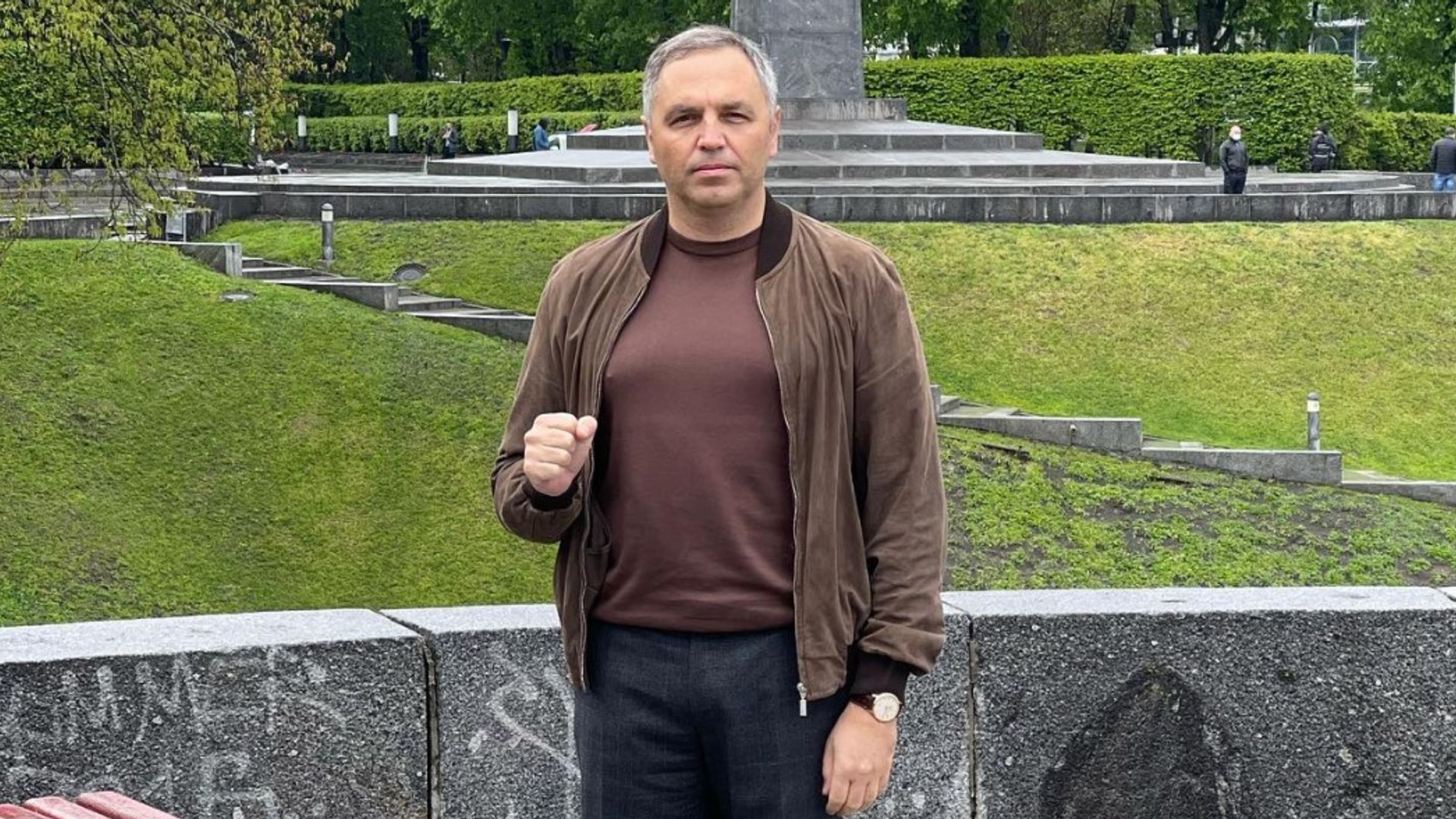 Former Ukrainian politician living abroad shot dead on school run
