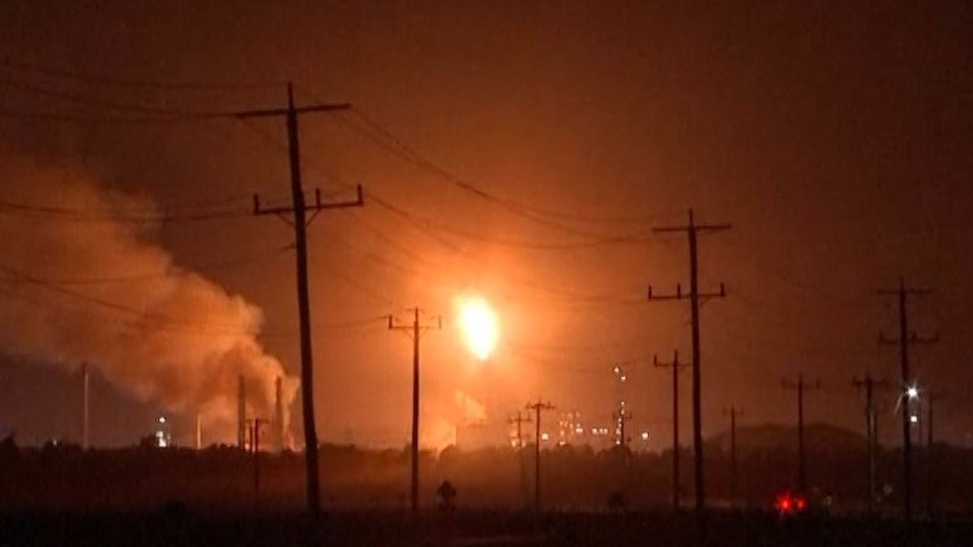 Setback in Australia's fuel crisis as fire breaks out at oil refinery