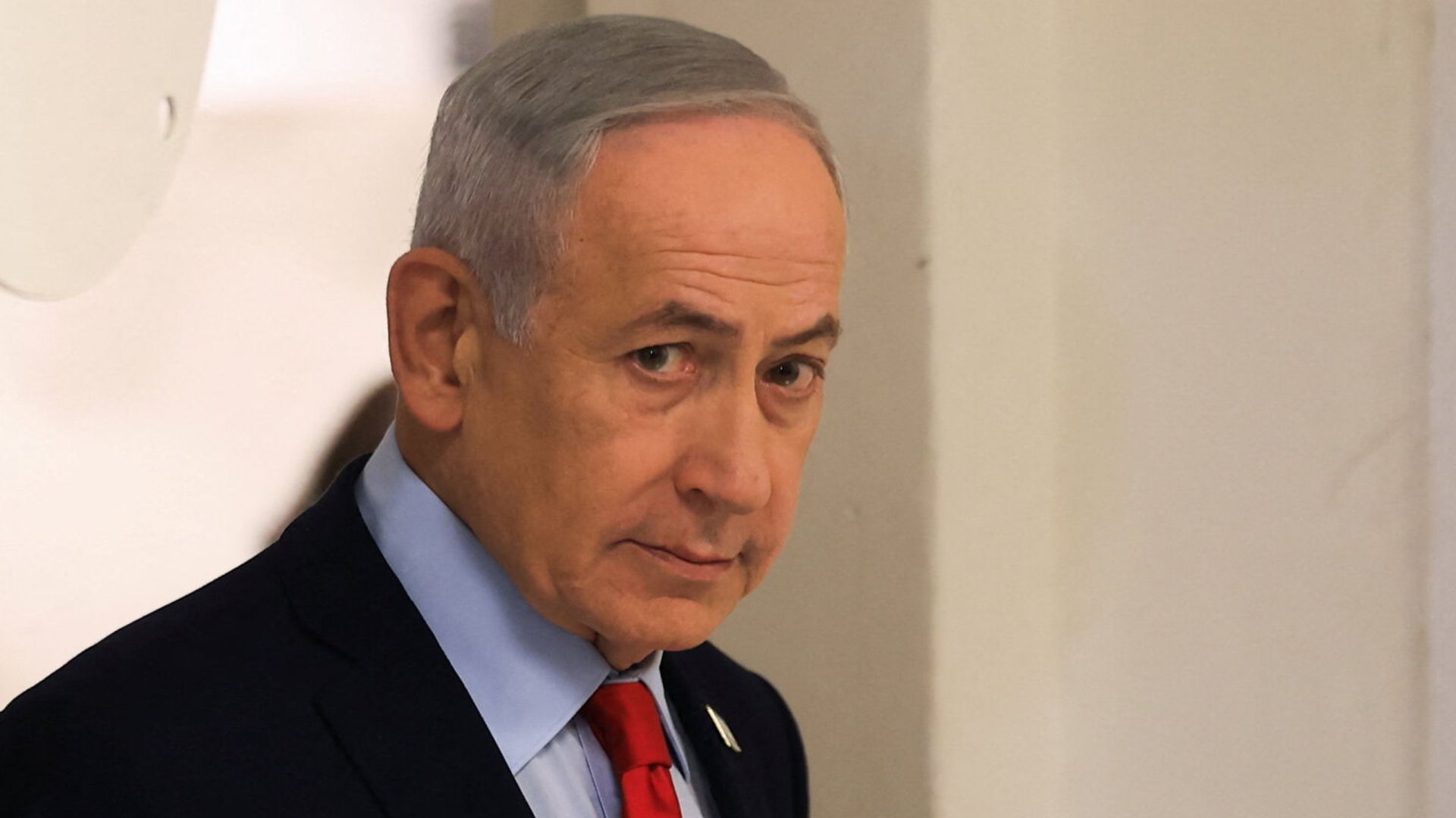 Netanyahu's office says he had secret meeting with UAE president - but Emirates deny claim