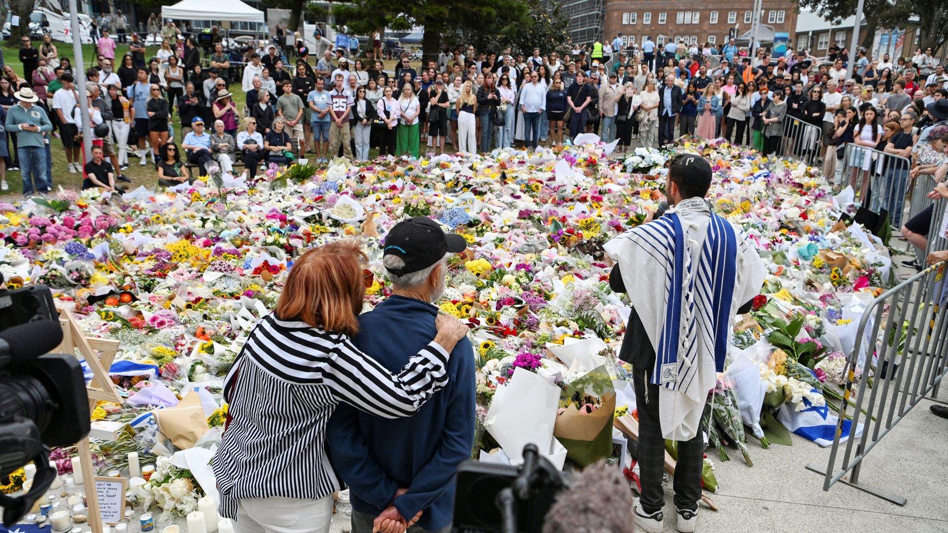 Bondi attack inquiry calls for greater security at Jewish events