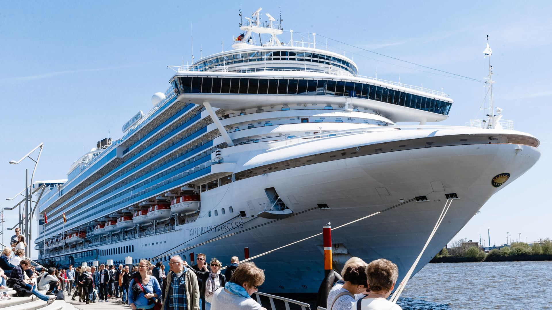 More than 100 passengers taken ill on Caribbean cruise ship