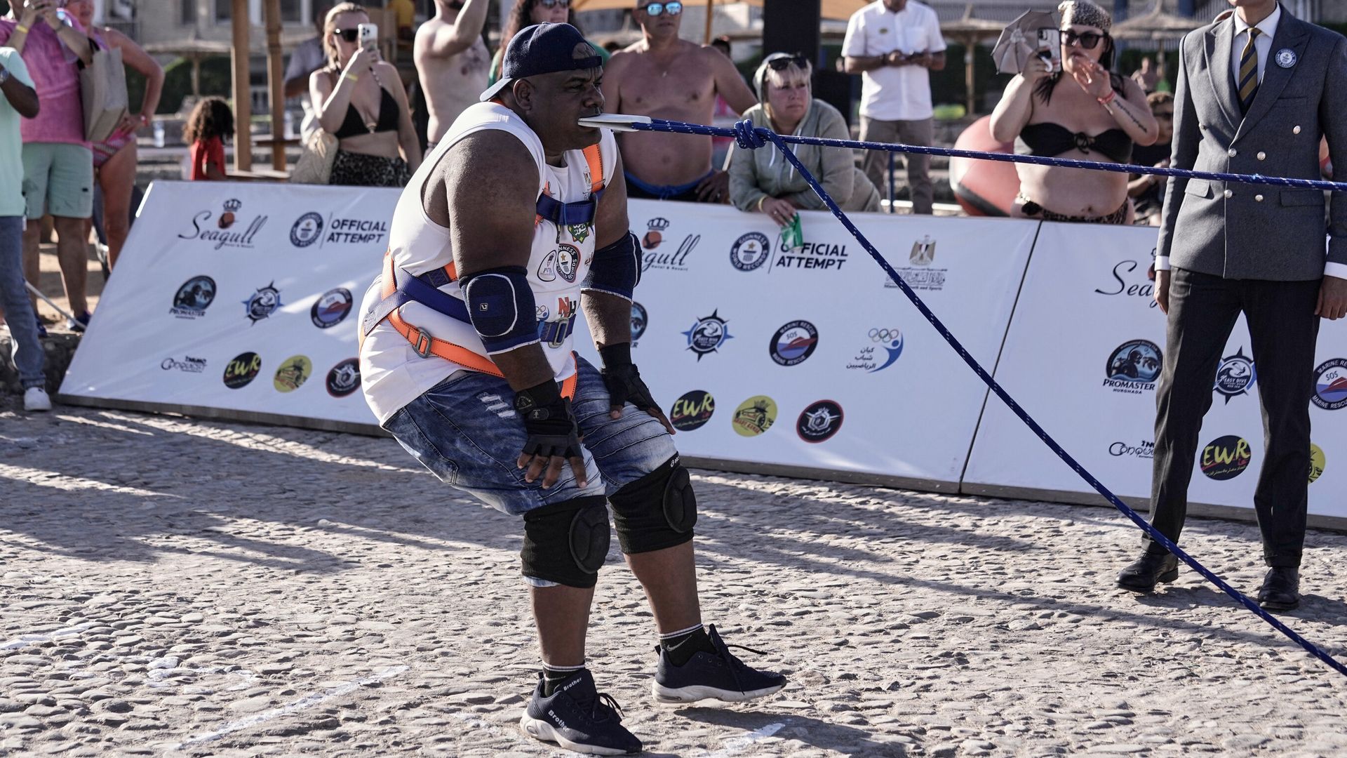 Egypt's 'strongman' wrestler pulls ship using his teeth
