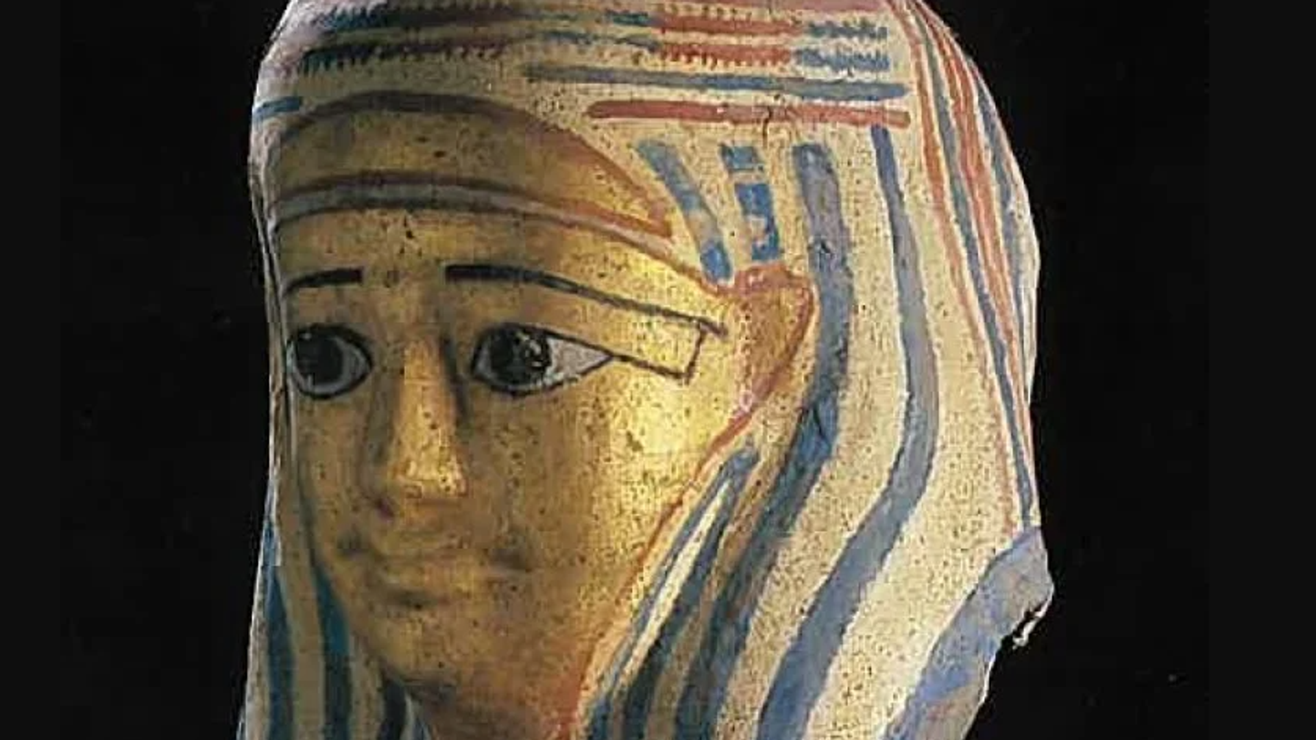 Man charged after 'priceless' Egyptian artefacts stolen
