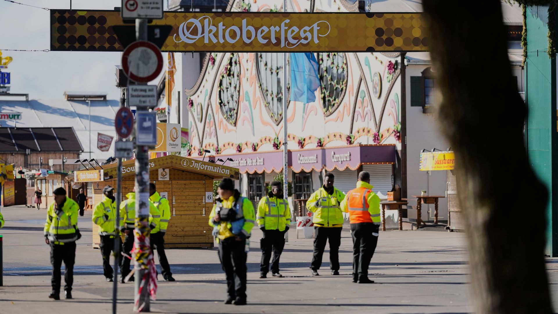 Bomb threat sparks delay in opening of Munich's Oktoberfest