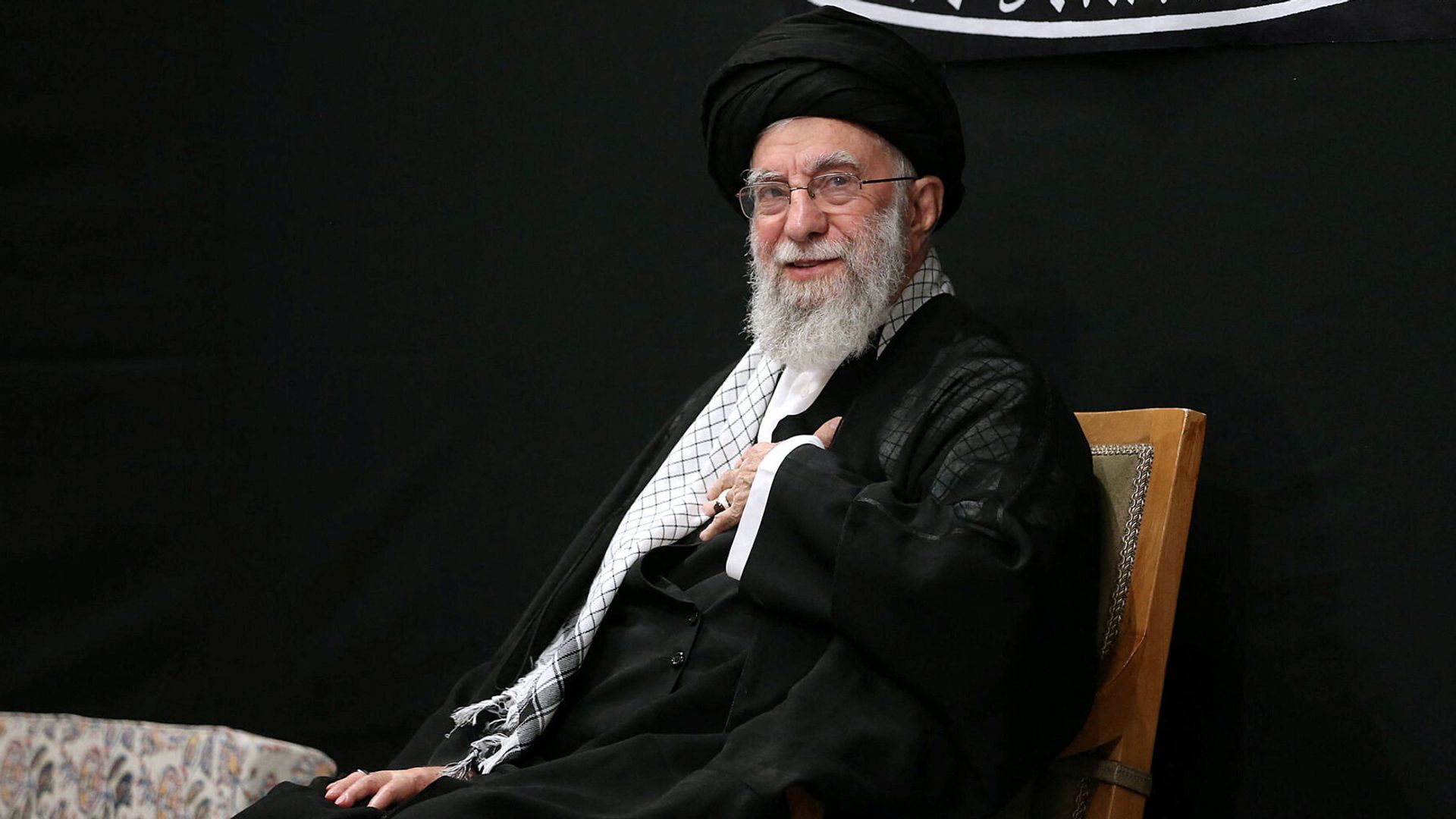 Defiance in Tehran as Khamenei makes appearance