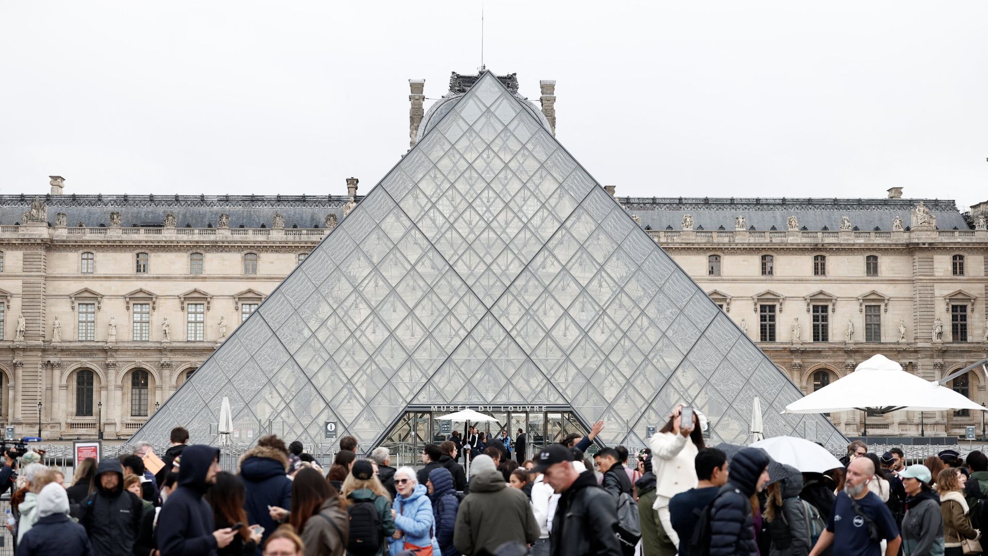 Hundreds of books at the Louvre damaged just weeks after &#163;76m heist