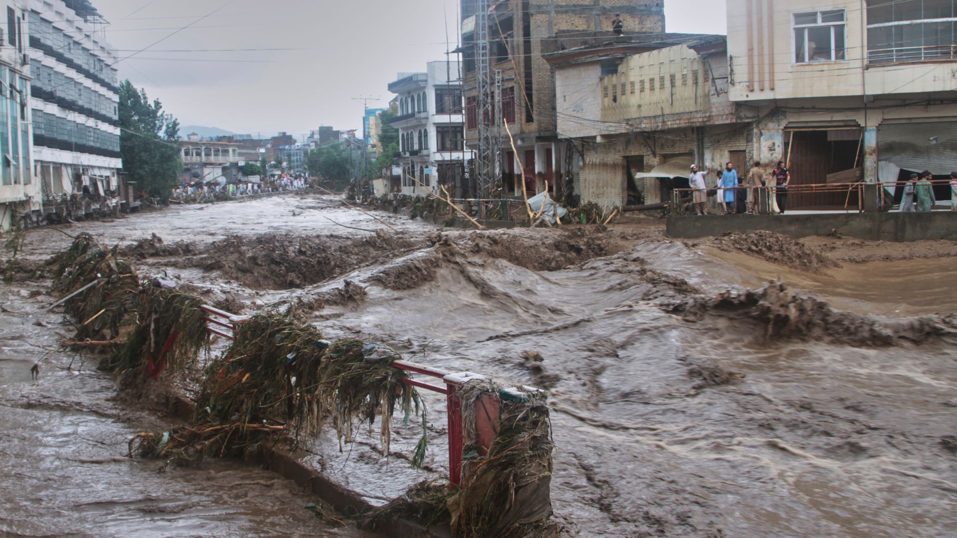 More than 280 dead after flash floods hit India and Pakistan