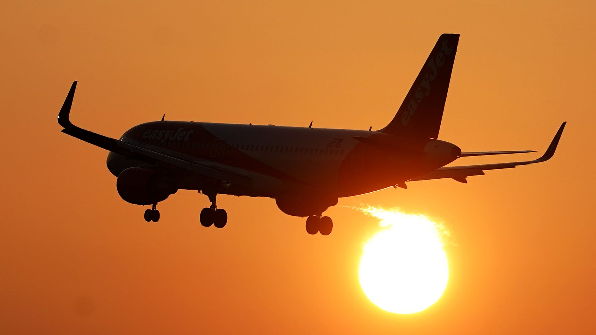 Airports warn of 'systemic' fuel shortages due to Iran war