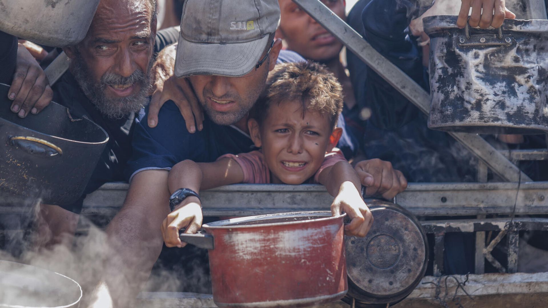 Children 'eating out of piles of garbage' as time runs out for Gaza