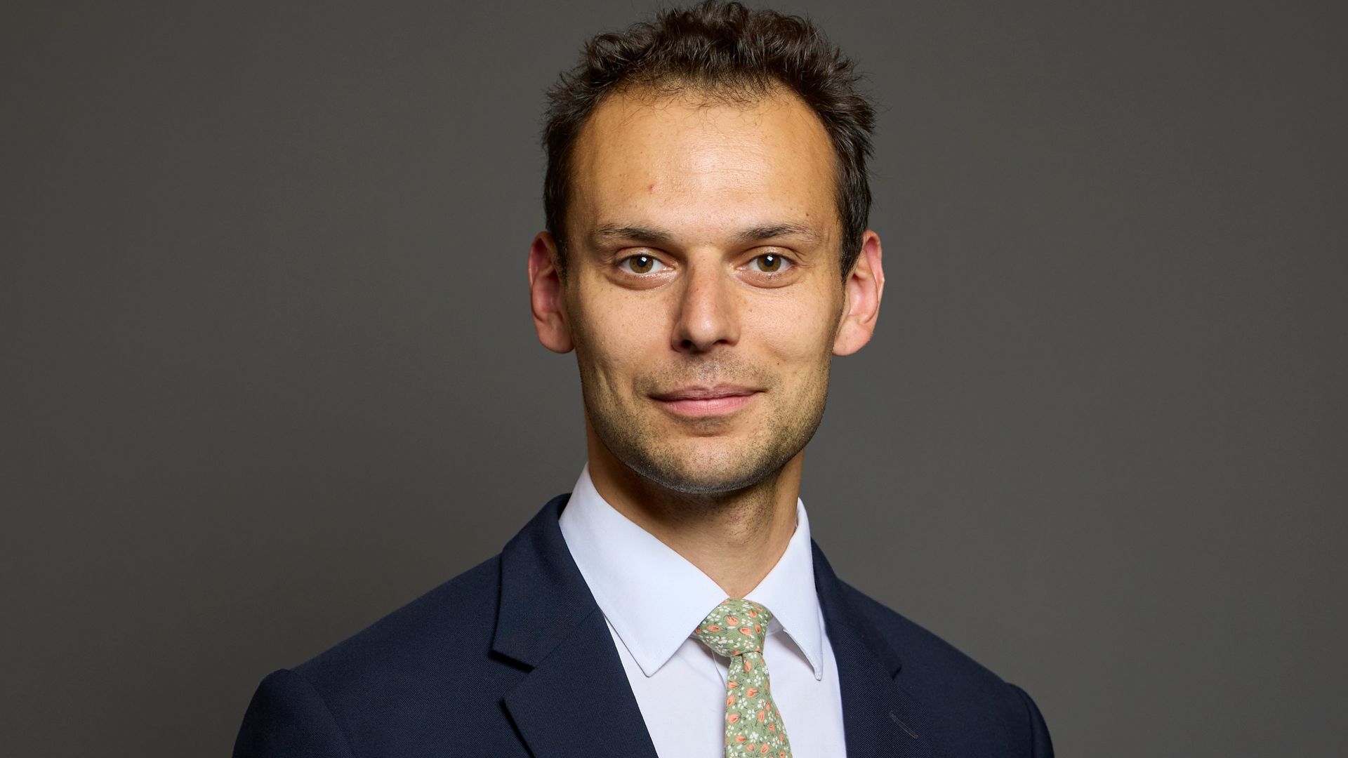 Minister resigns after row over 'reprehensible material' gathered on journalists