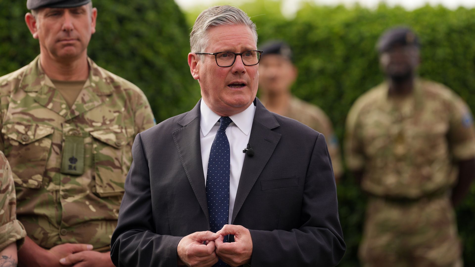 Starmer 'fed up' with Trump and Putin causing energy bills to skyrocket