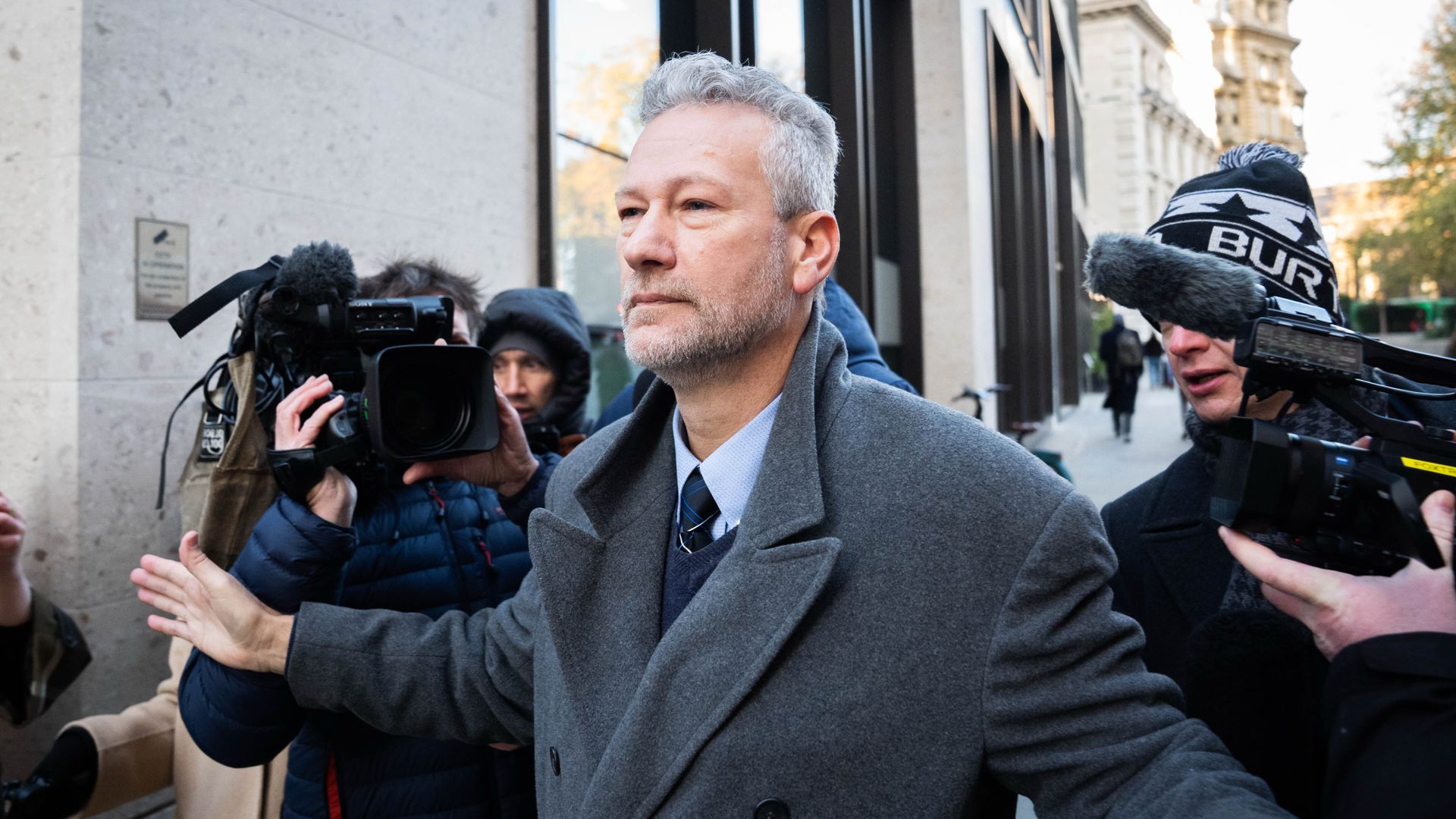 PM demands investigation into Reform-Russia links after party's ex-Wales leader jailed