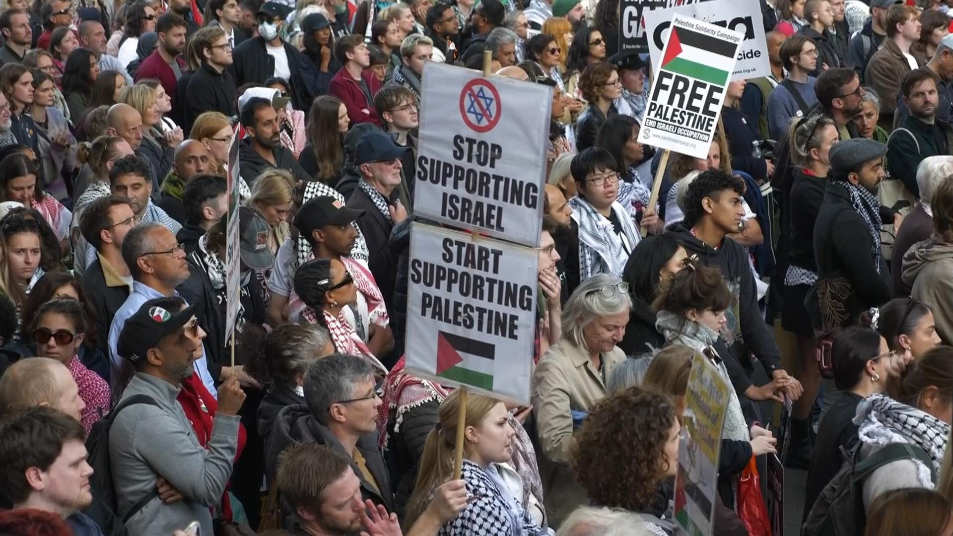 Over 1,000 councillors sign Palestine solidarity pledge amid claims of 'political opportunism'