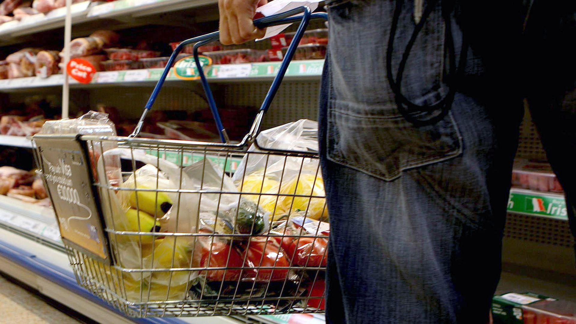 Supermarkets being told to cut shoppers' calories not 'nanny statism', says health secretary