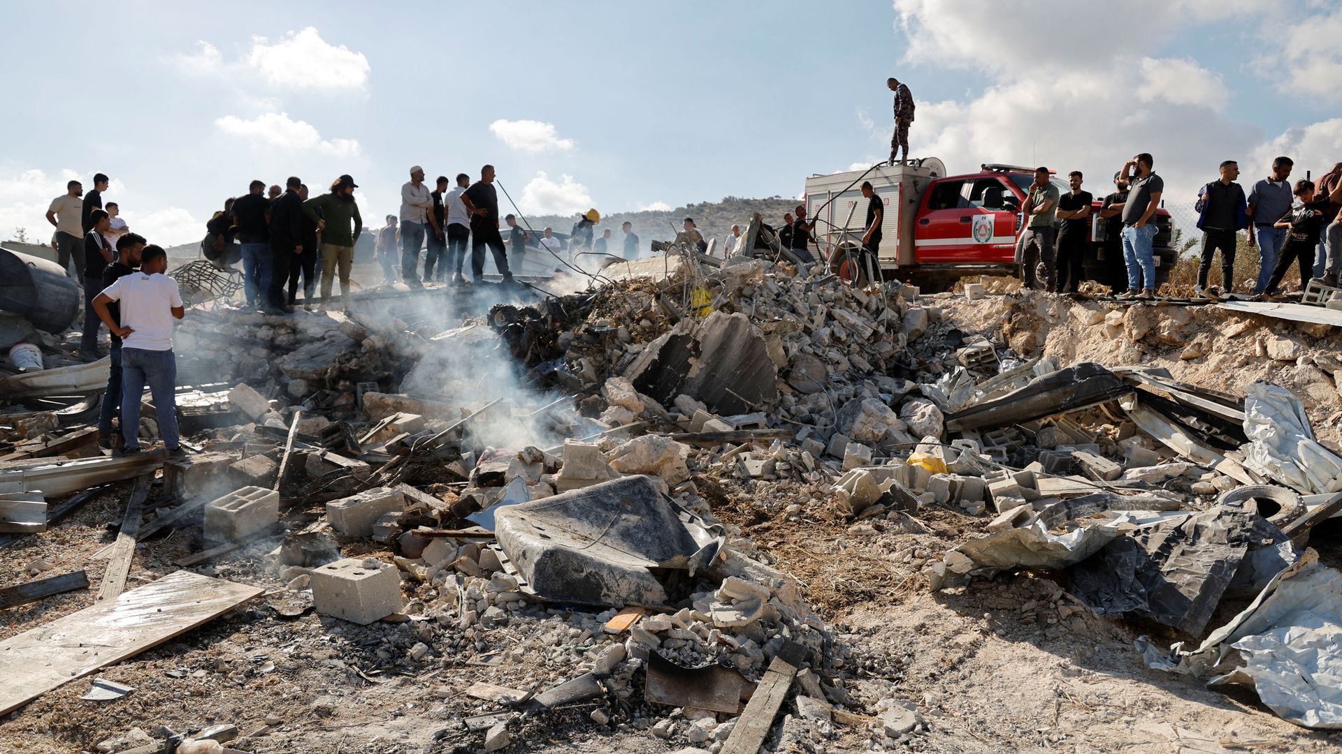 British medic MPs denied entry into West Bank