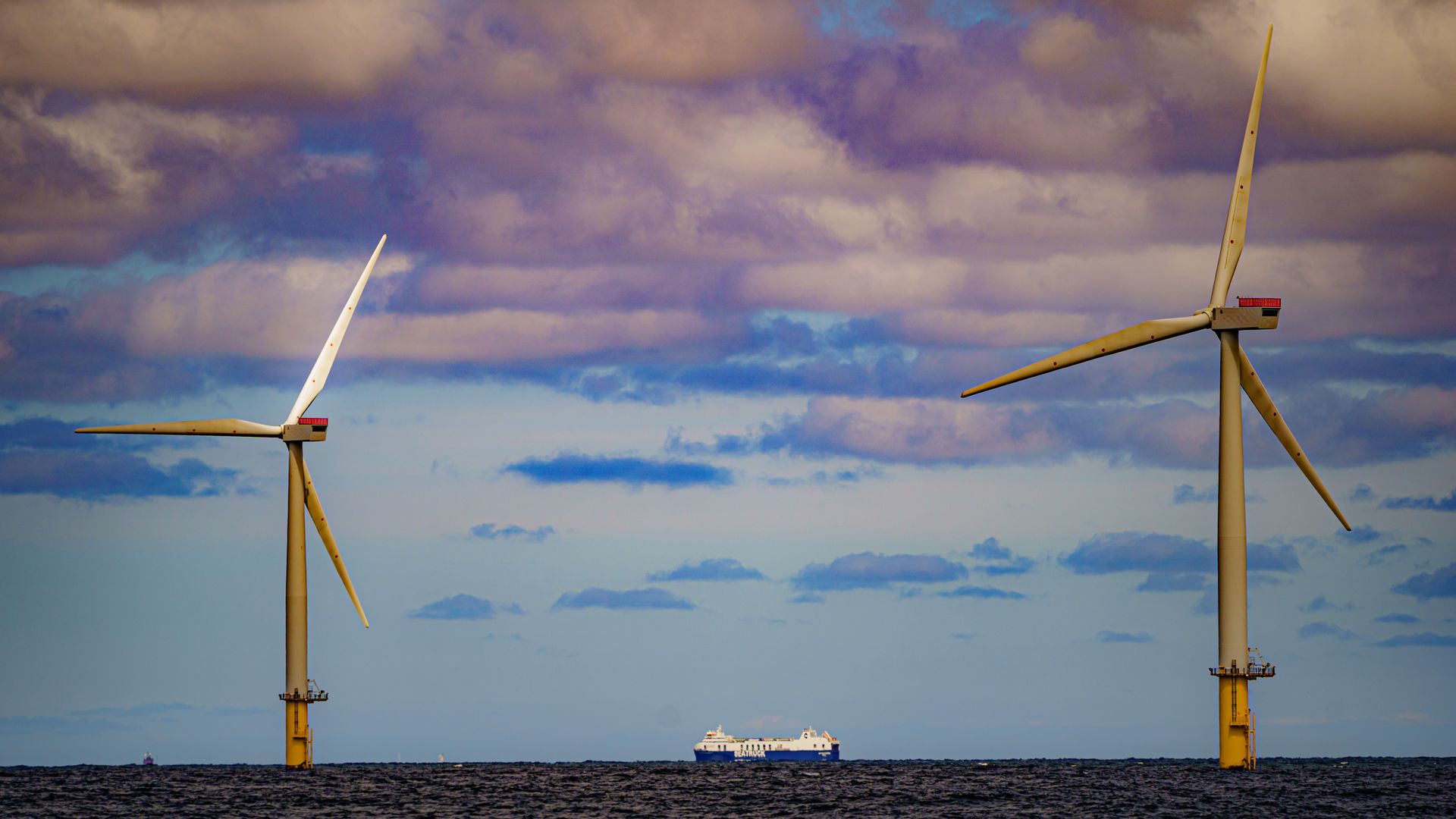 Plan to create hundreds of thousands of jobs in clean energy sector unveiled - as 'priority' roles in demand named